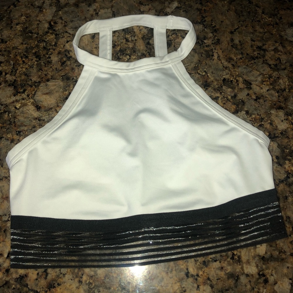 Victoria’s SPORT athletic crop top
